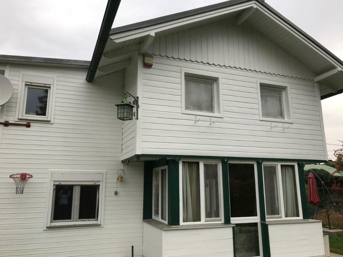 House At Lake "Alte Donau" In Vienna Viena Exterior foto